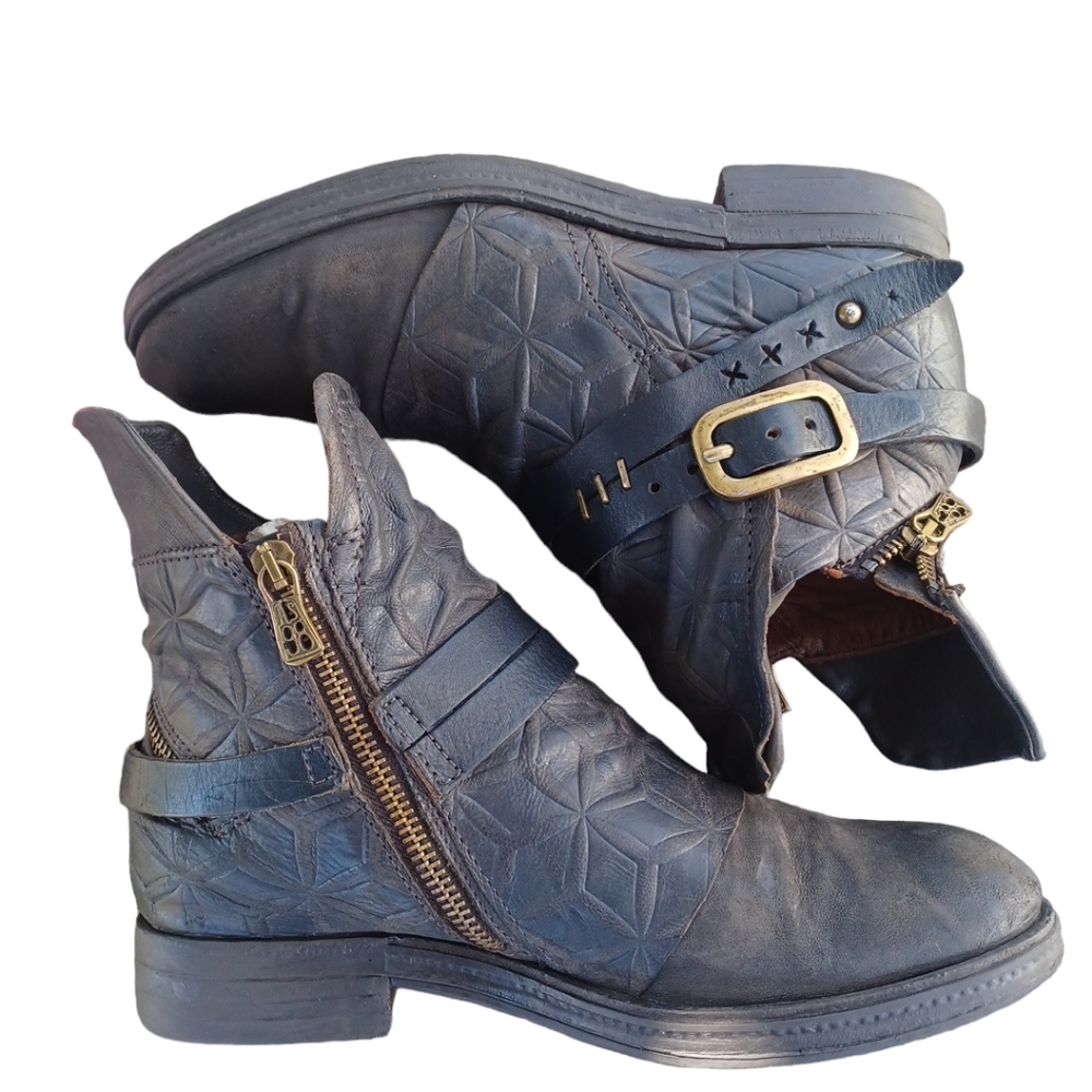 A.S. 98 BOOTIES